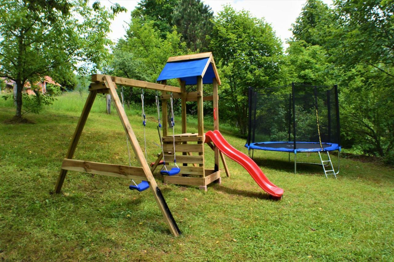 Holiday Home Coprnicka Hisa Skrad Dış mekan fotoğraf