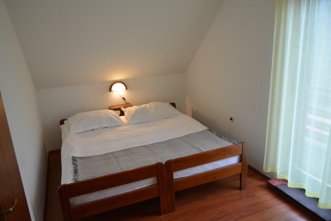 Holiday Home Coprnicka Hisa Skrad Dış mekan fotoğraf